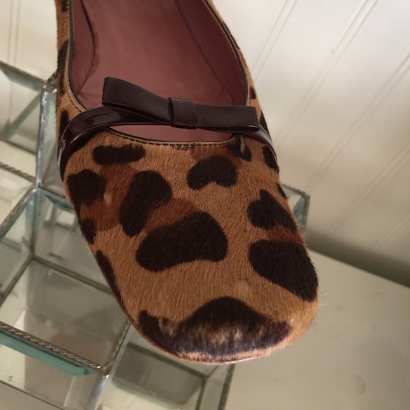 ALAIA PARIS ANIMAL PRINT FLATS- Still Available - Picture 4 of 4